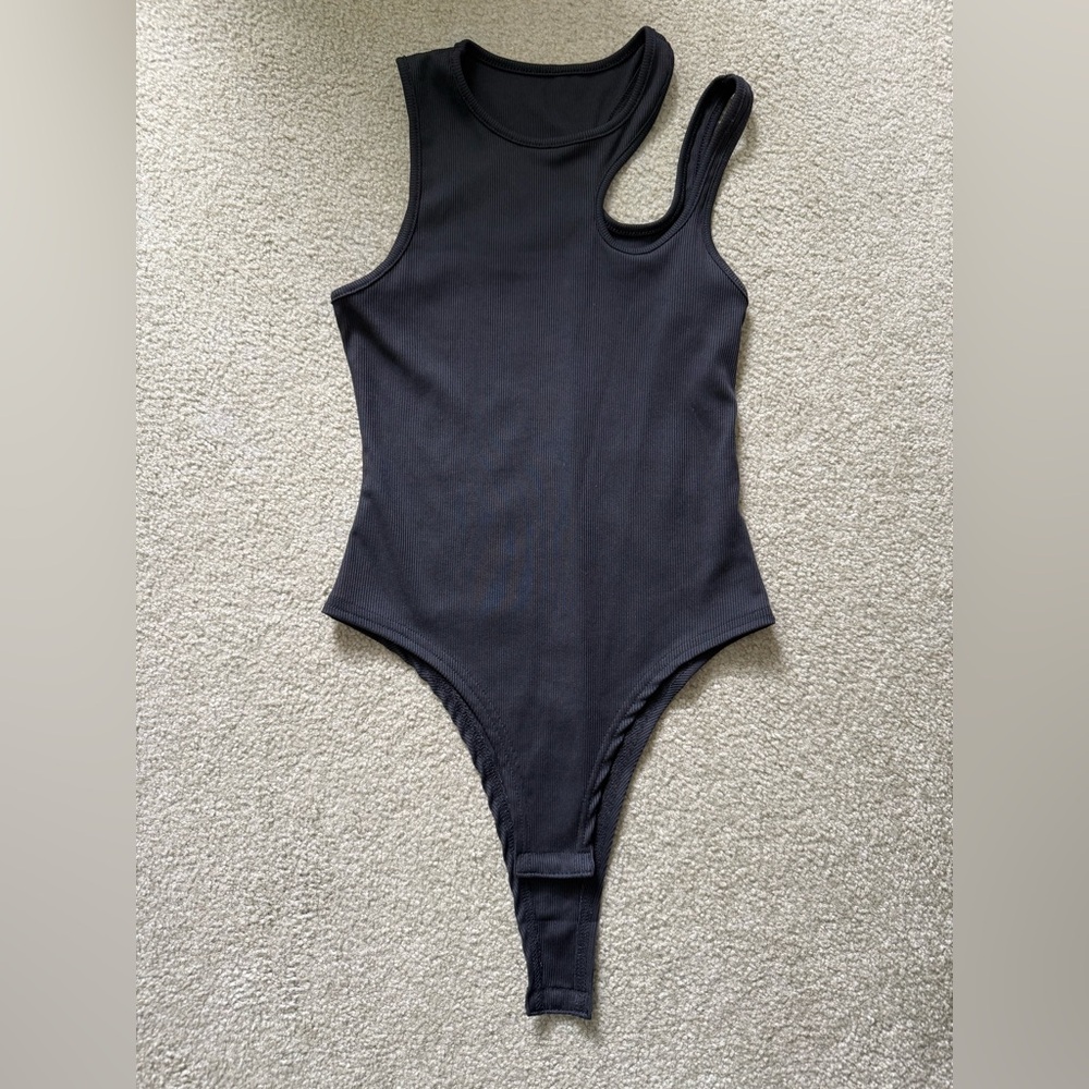 Women’s Black Bodysuits